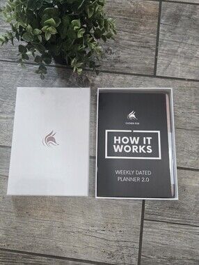 Clever Fox Weekly Dated 2026 Rose Gold Planner 2.0